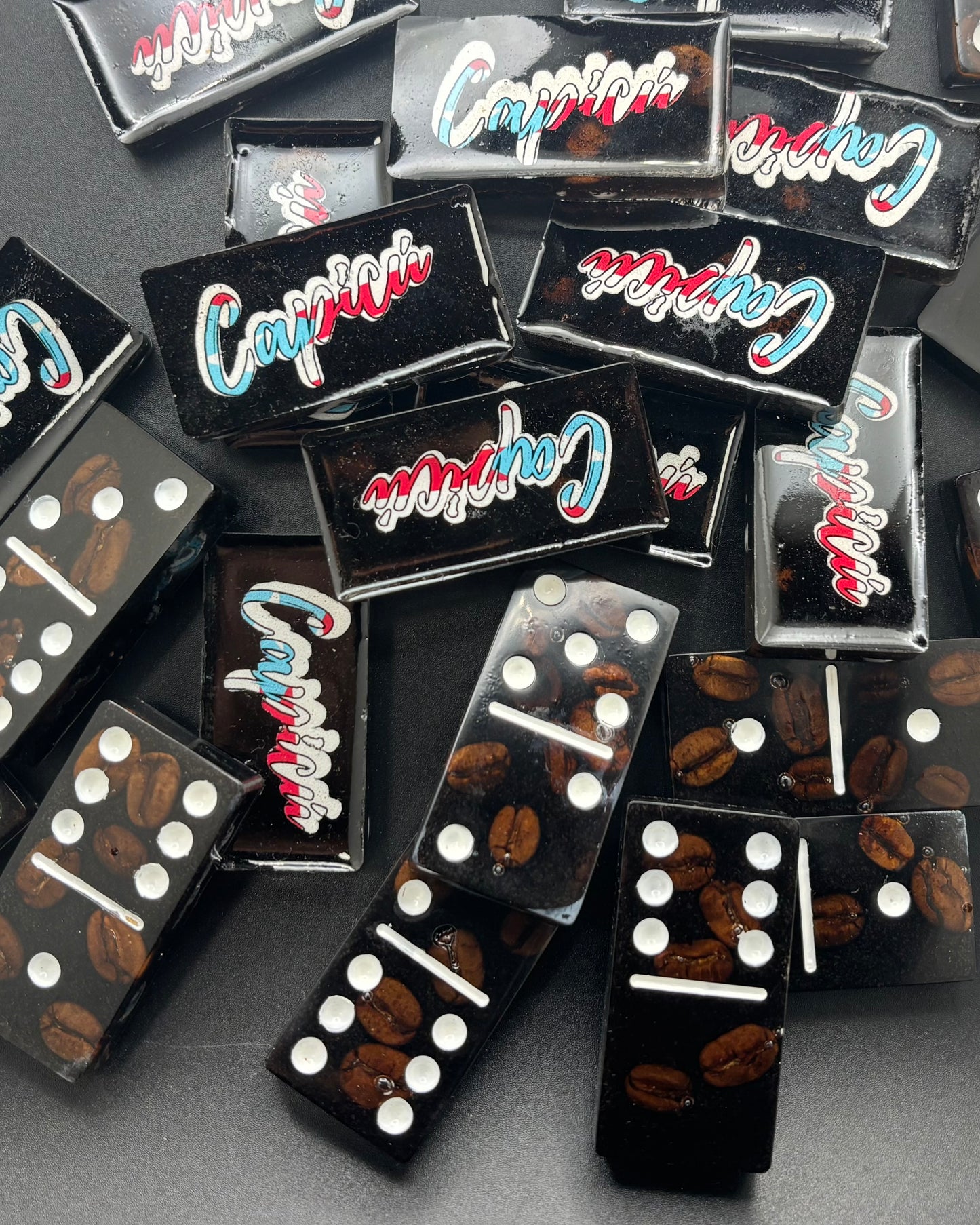 Domino de Cafe Capicú